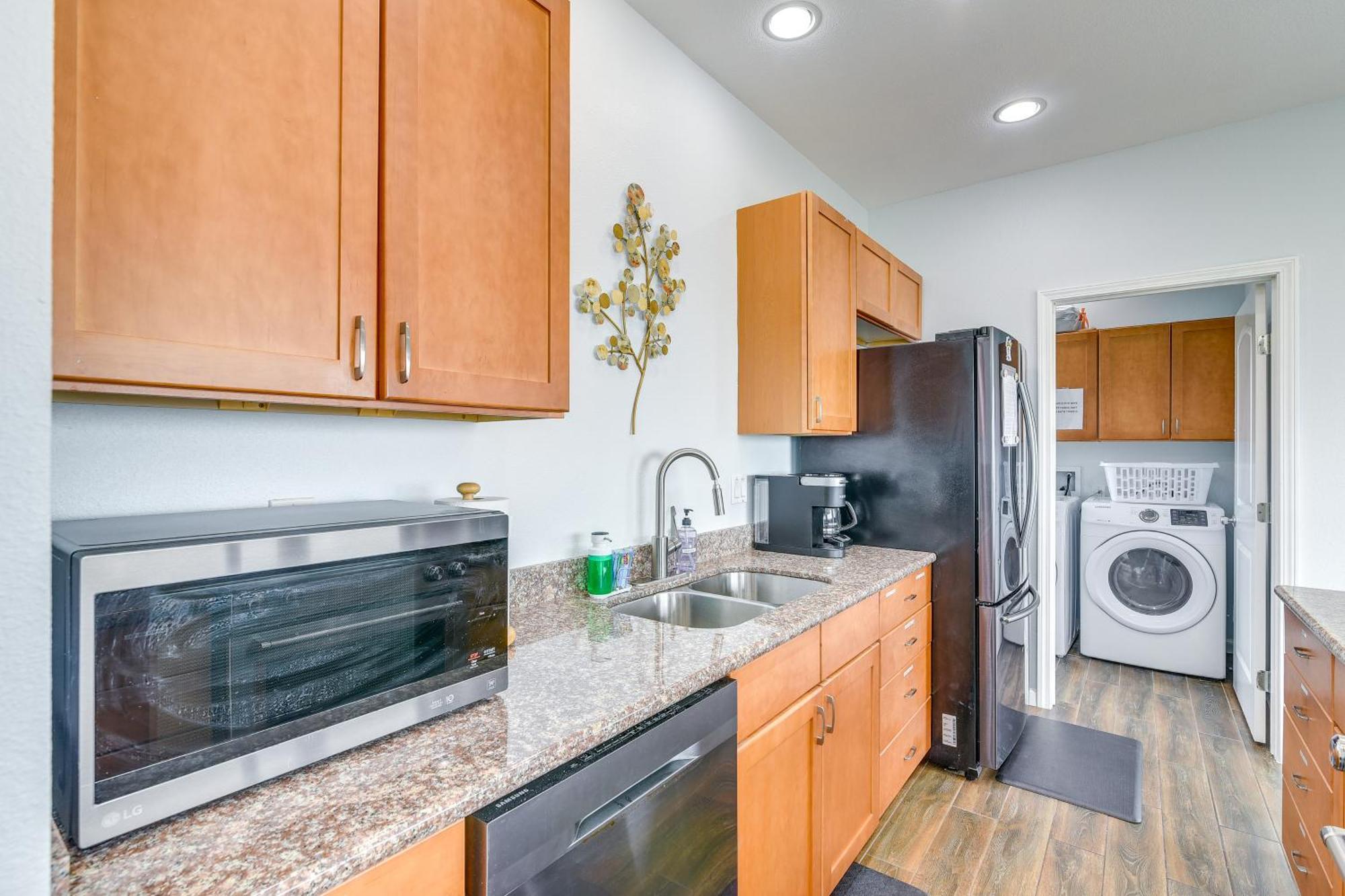 Ocean-view Surfside With Boardwalk To Beach! Surfside Beach