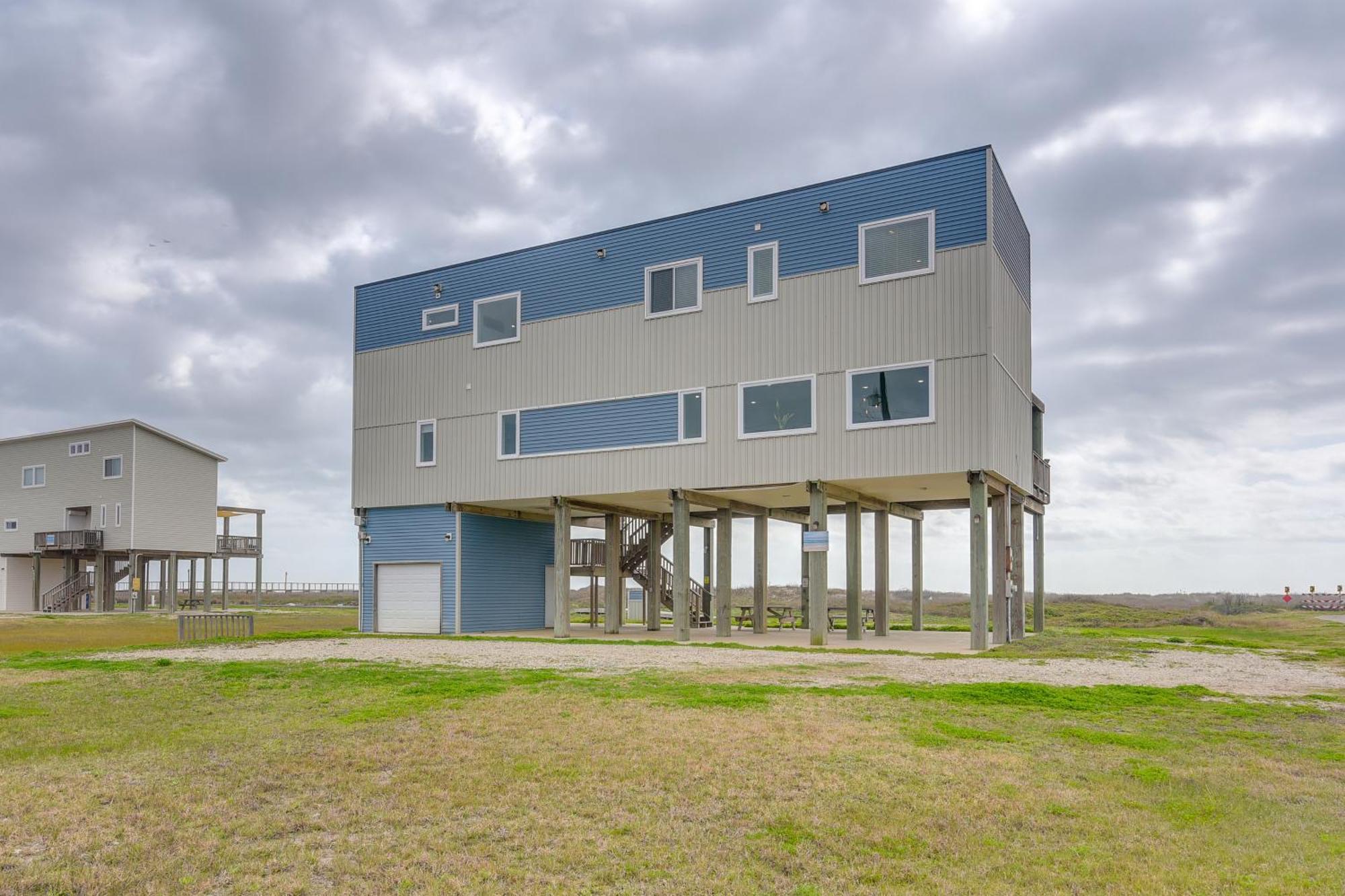 Ocean-view Surfside With Boardwalk To Beach! Сasa de vacaciones Surfside Beach