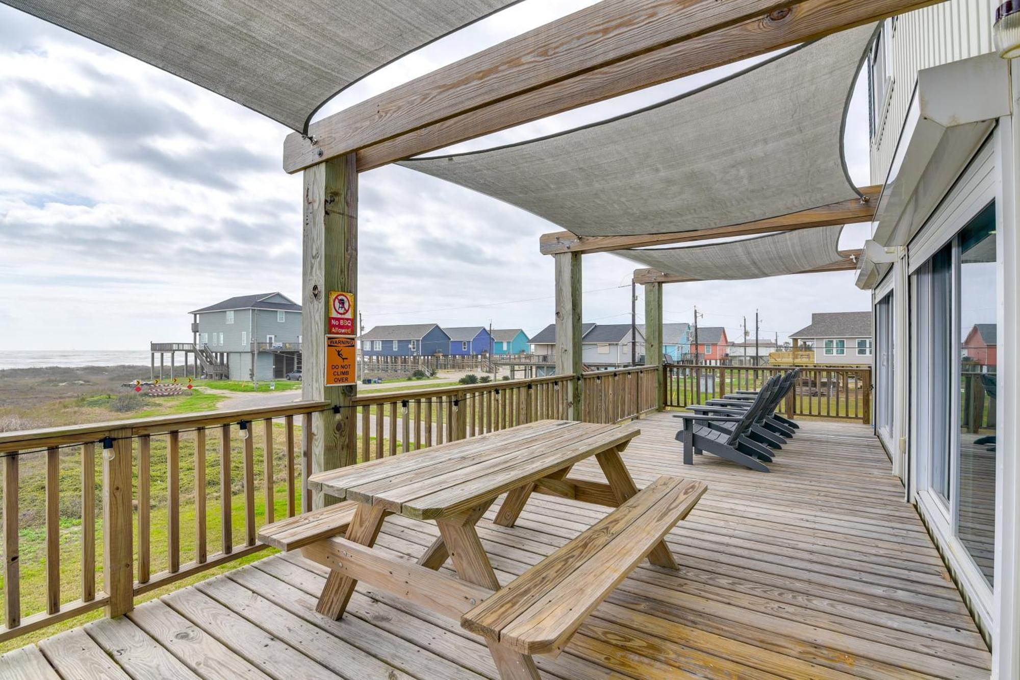 Ocean-view Surfside With Boardwalk To Beach! Сasa de vacaciones
